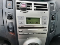 Toyota Yaris 1.3 VVTi Sol airco cv nap apk 10-2025 nw model